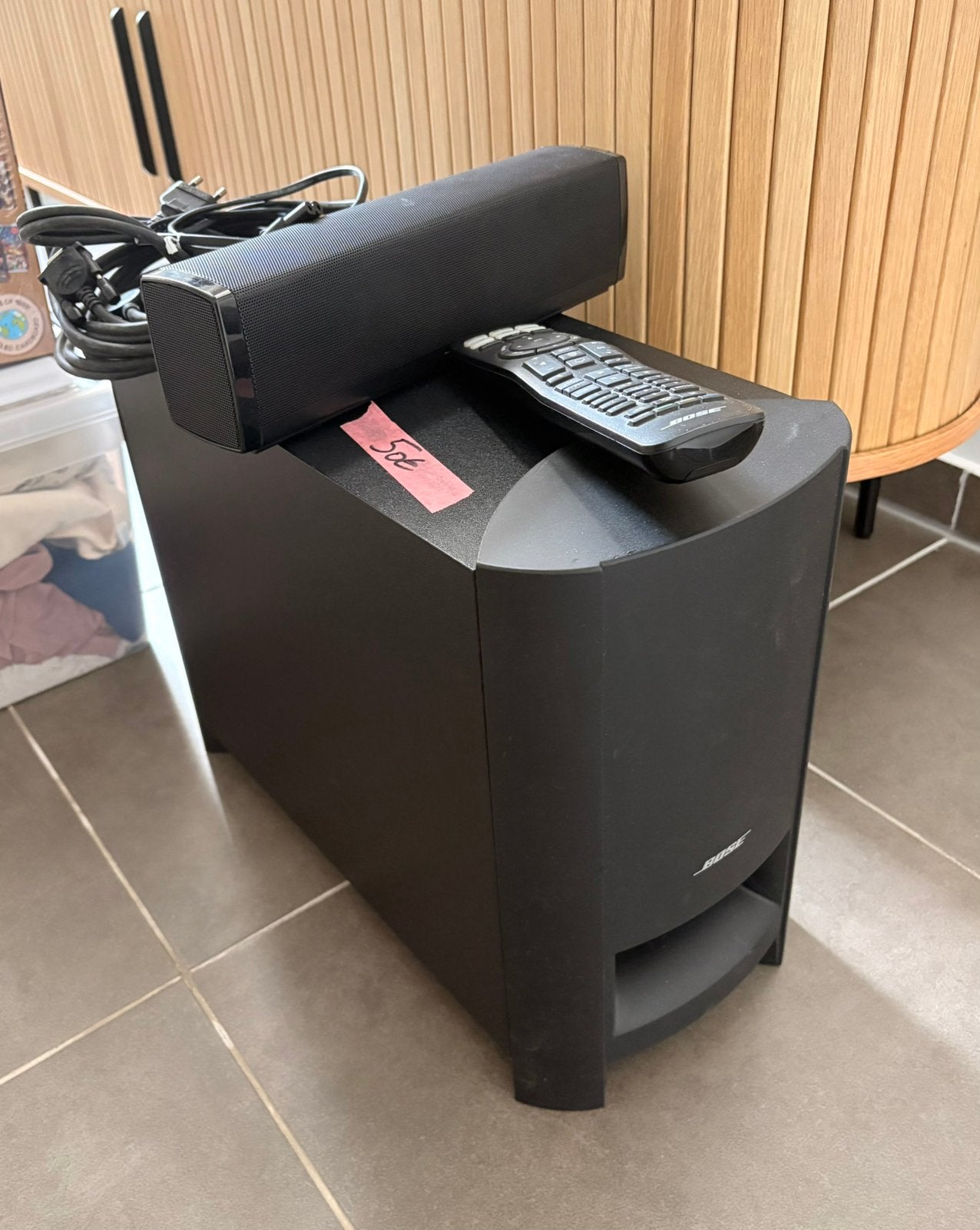 Bose tv box - woofer - mooie uitbreiding op standard geluid, TV, Hi-fi & Vidéo, Accessoires de télévision, Enlèvement ou Envoi