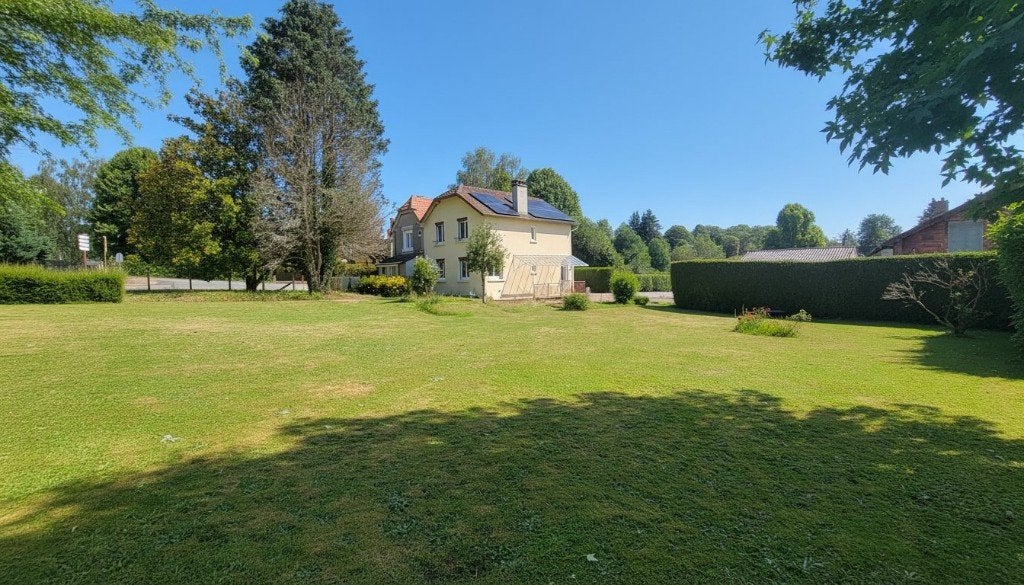 Maison rénovée avec dépendances, 2610M2 de terrain, Village, Maison d'habitation, Dournazac, 98 m²