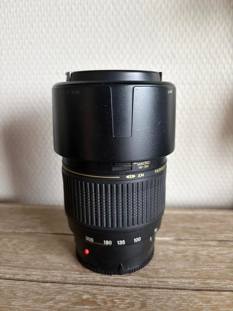 Tamron lens 70-300, Audio, Tv en Foto, Foto | Lenzen en Objectieven, Ophalen, Zo goed als nieuw