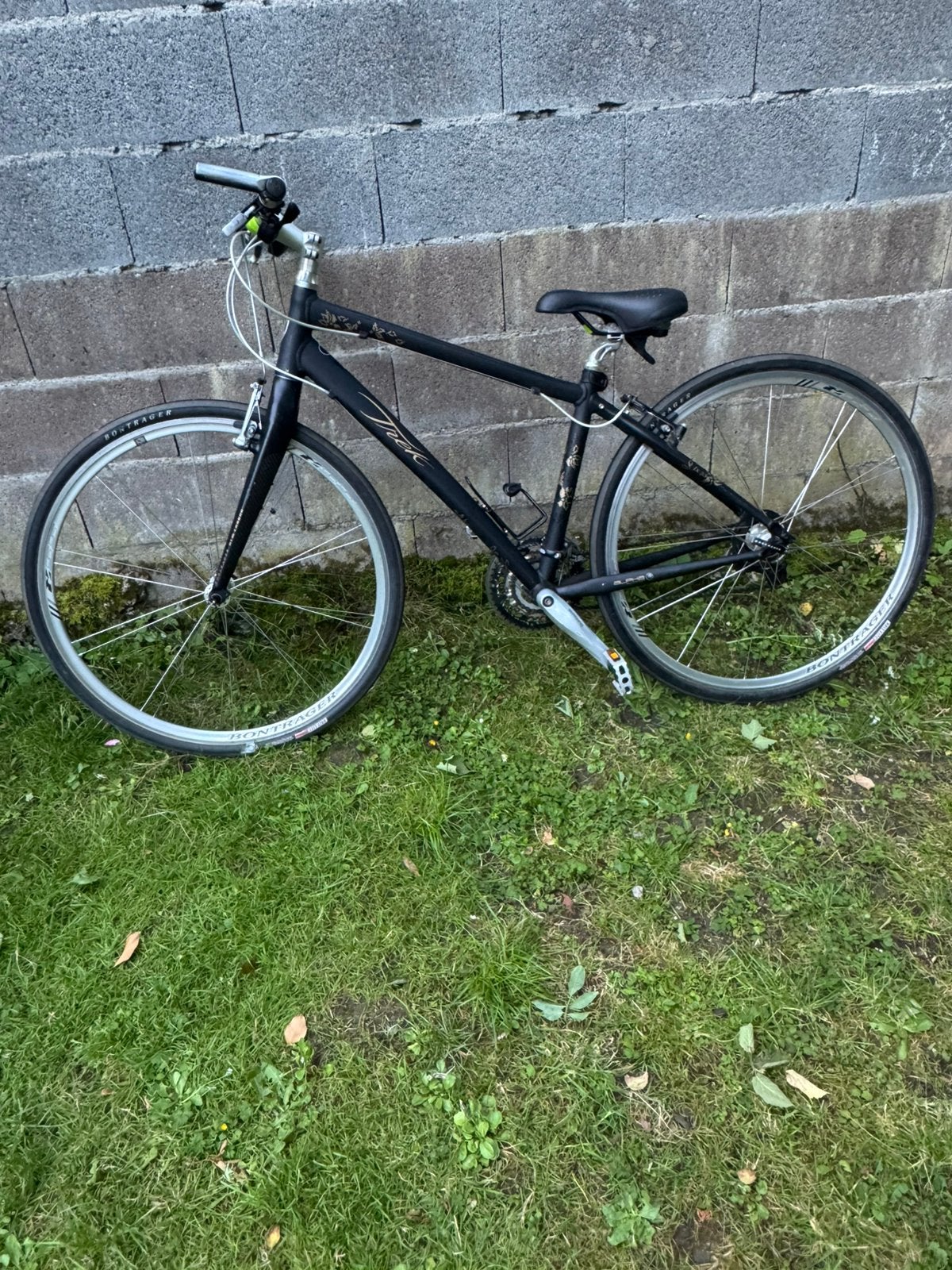 TREK 7.5 FX WSD 28 inch 27V mountainbike, Ophalen, 28 inch, Velgrem, Zo goed als nieuw