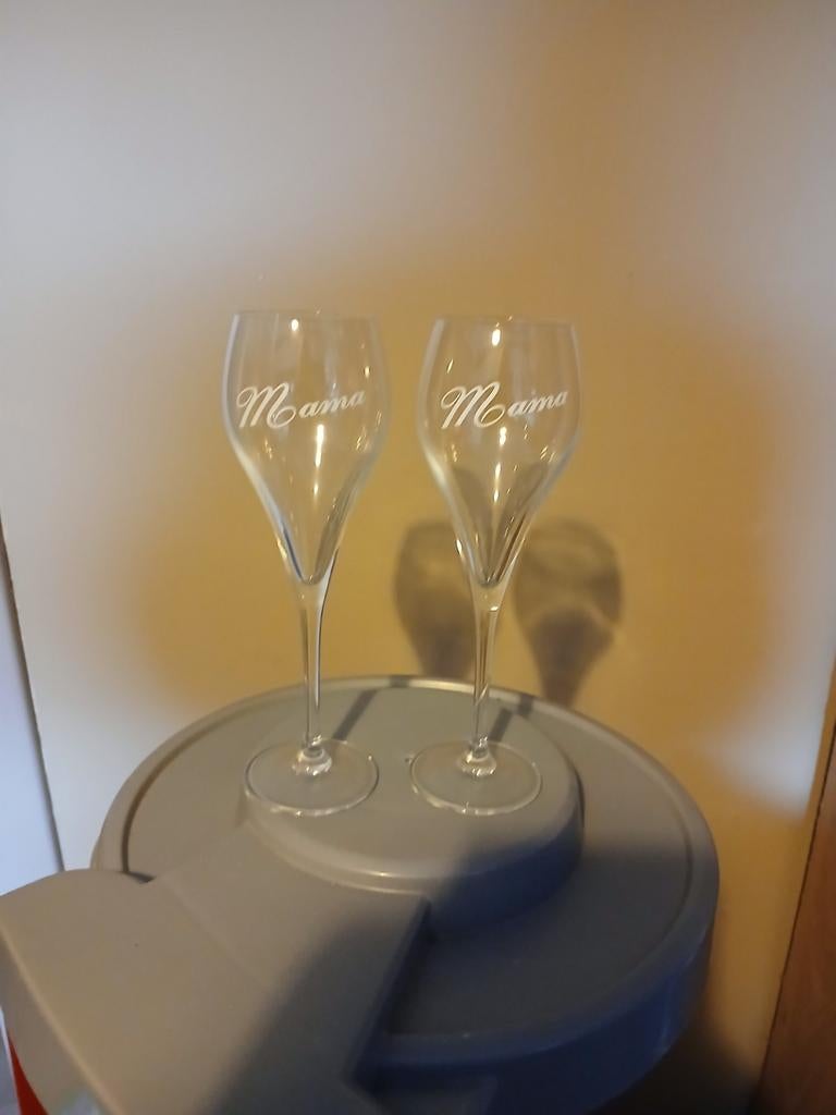 Cava glas tekst mama (NIEUW), Enlèvement
