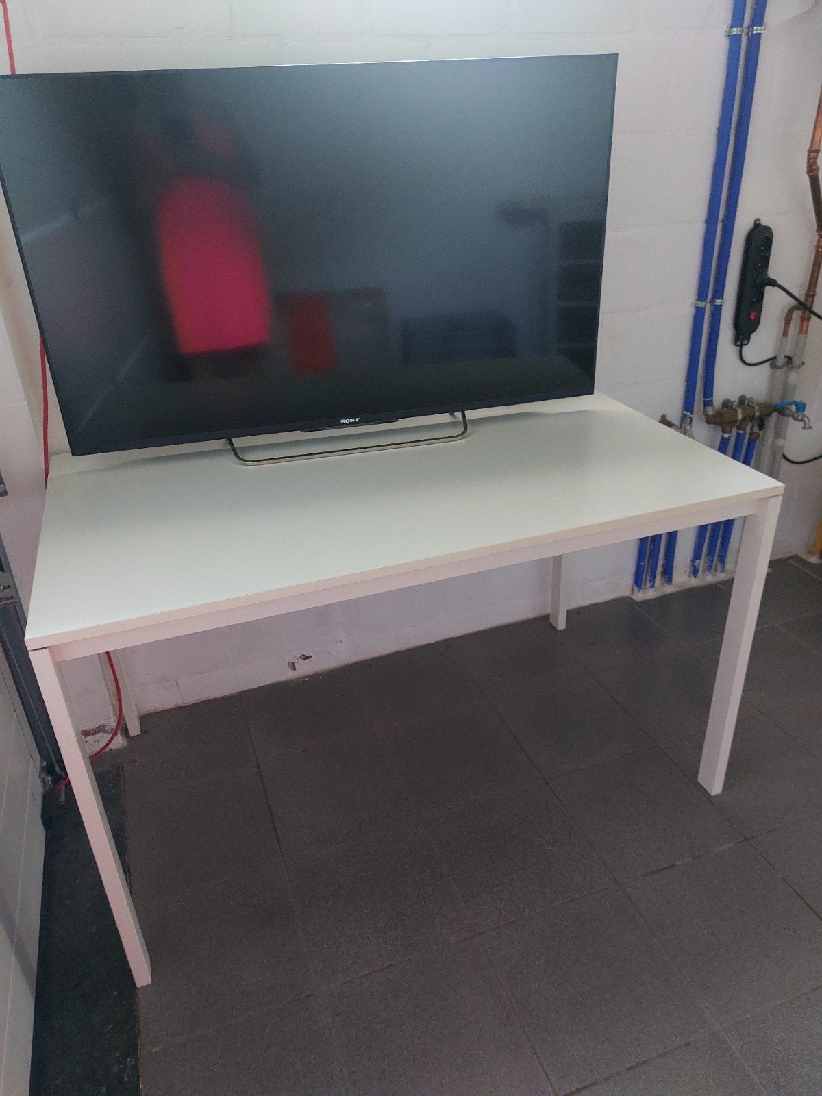 Wit gelakte metalen bureautafel, Ophalen, Wit