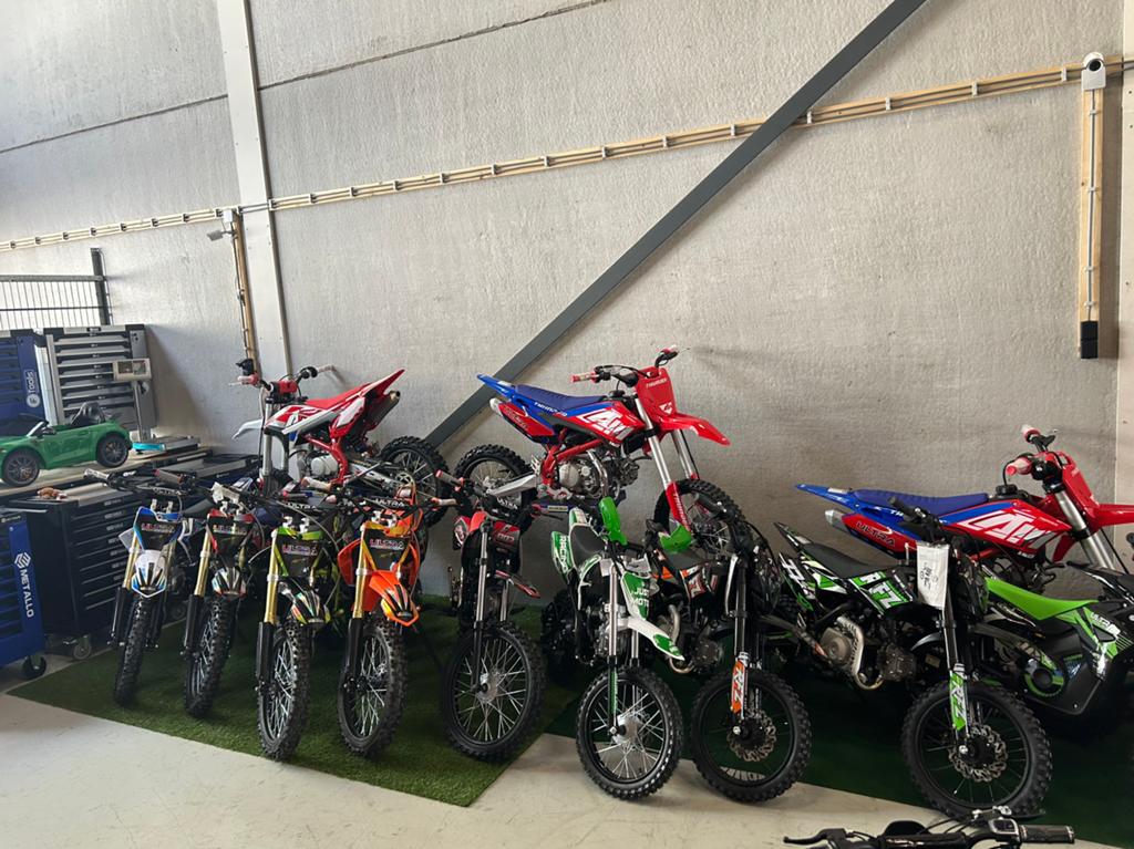 Nieuwe elektrische en benzine kinder quads,crosser,loopfiets, Ophalen, Nieuw