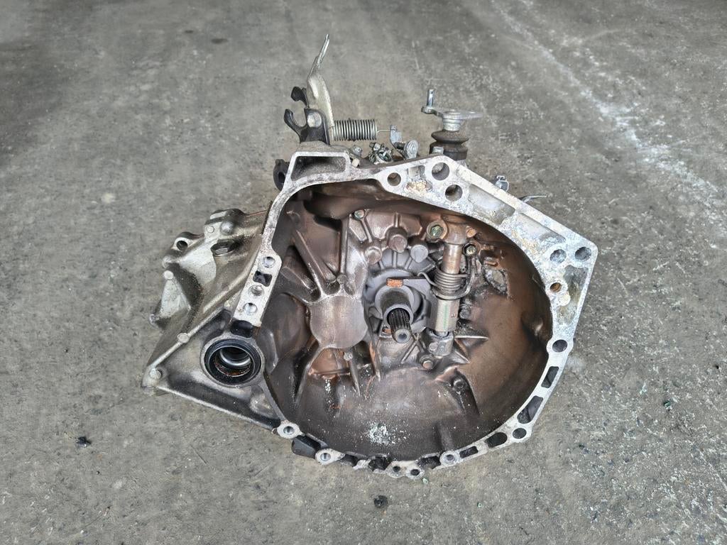 Peugeot 107 Aygo C1 20TT05 versnellingsbak, Gebruikt, Citroën, ., Toyota