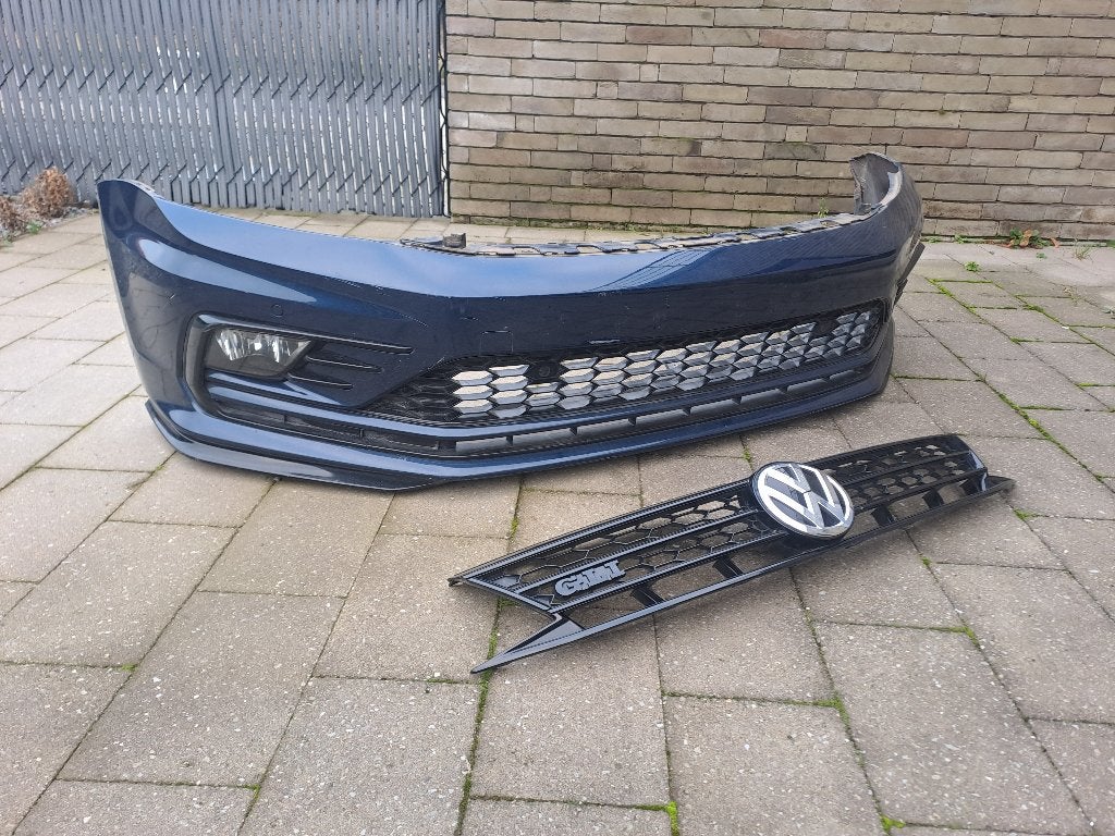 Jetta MK6 GLI voorbumper + grill, Auto-onderdelen, Gebruikt, Ophalen of Verzenden, Bumper, Volkswagen