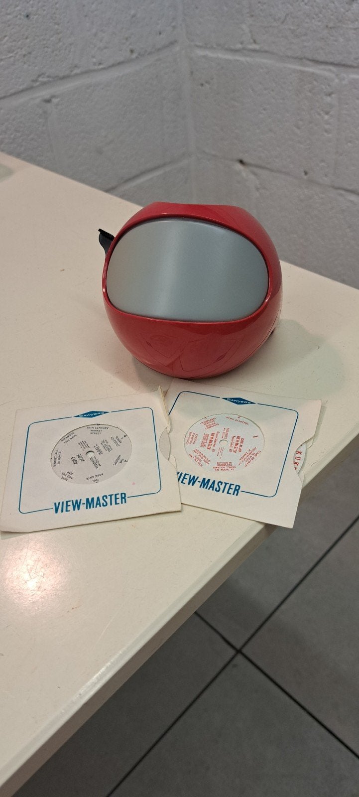 View-Master Viewer - No. 11 (K) Space Viewer - Red - 1980s -, Enlèvement ou Envoi, Comme neuf, Autres types