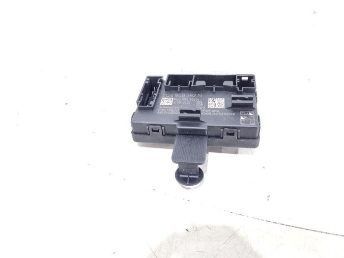 Module verrouillage central des portes d'un Volkswagen Craft, Volkswagen, -, 3 mois de garantie, Utilisé