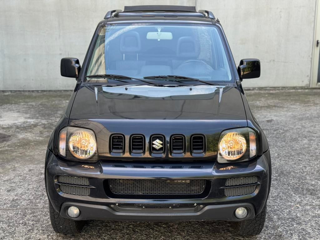SUZUKI JYMNY/60 000 KM ! /4x4 ! /CLIMATISATION ! /CABRIOLET, Autos, Achat, 63 kW, Boîte manuelle, Entretenue par le concessionnaire