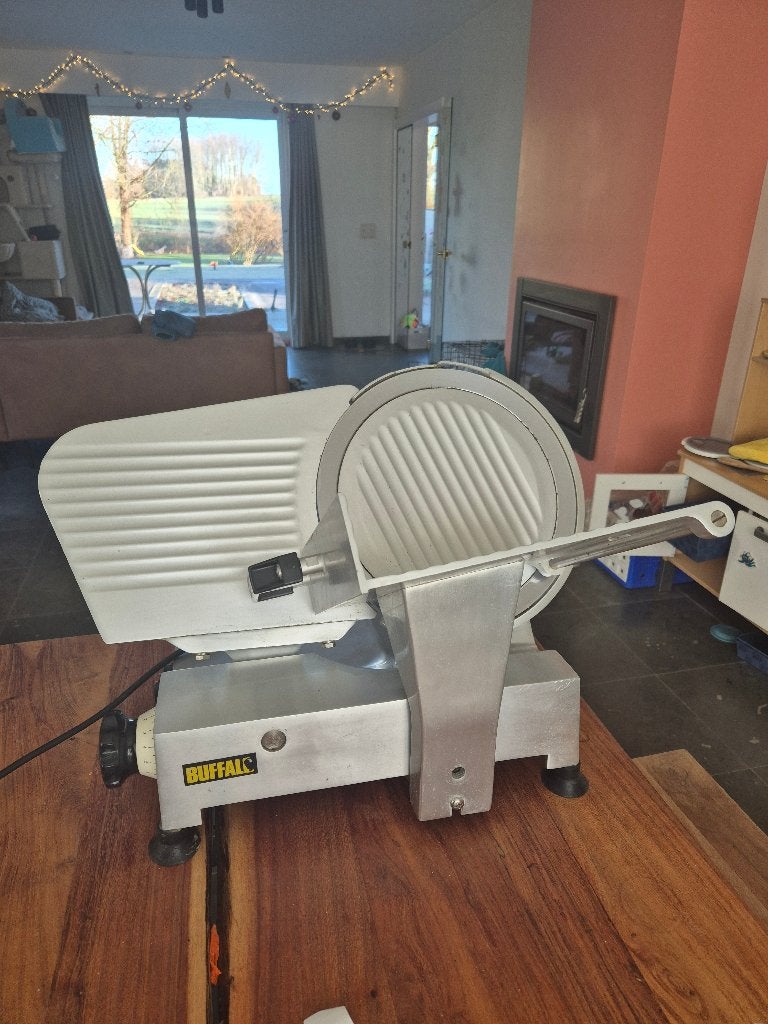 Buffalo vleessnijmachine 30 cm, Enlèvement ou Envoi, Utilisé, Boulangerie et Boucherie
