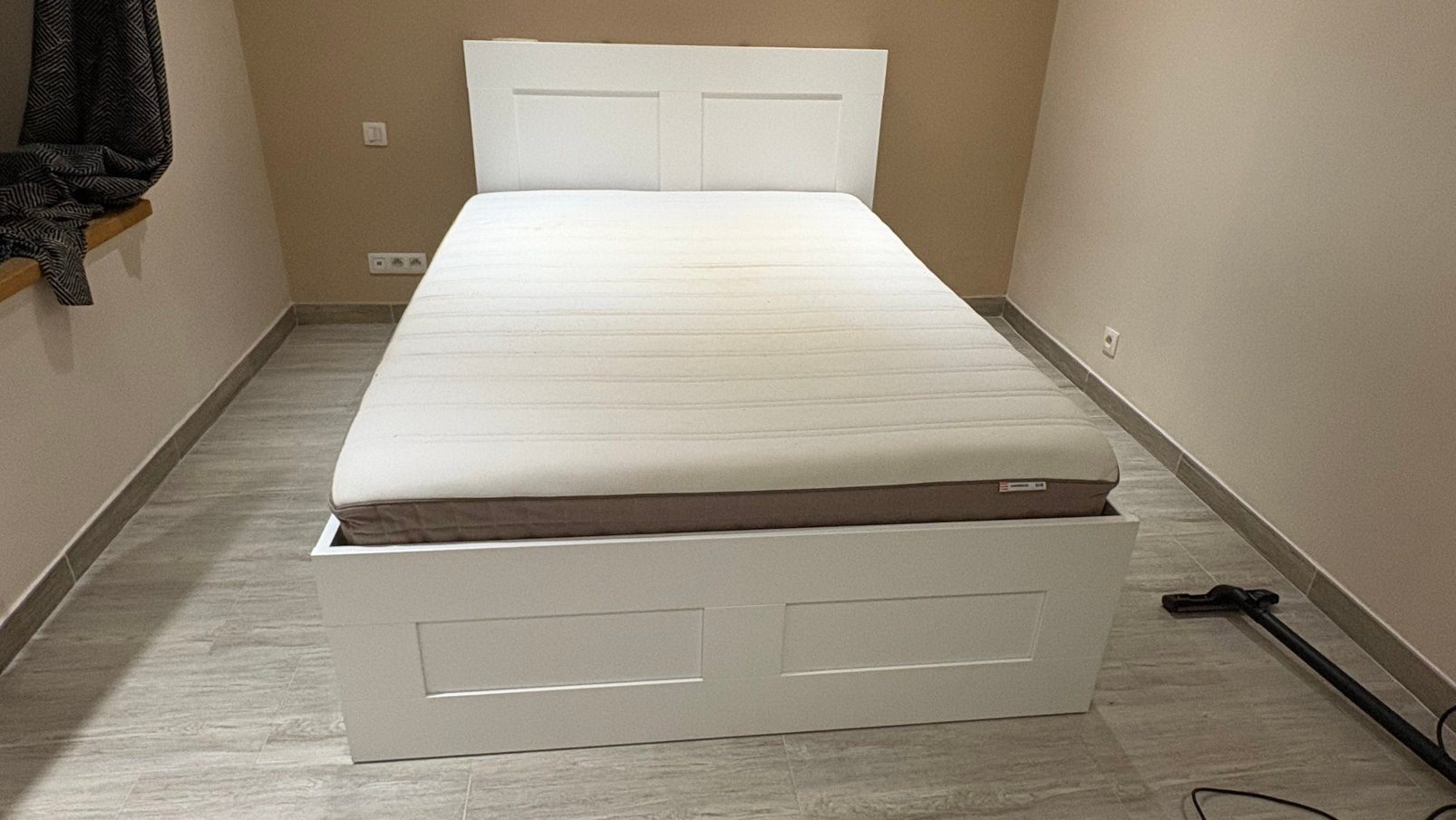 Lit double ikea 140, Maison & Meubles, Chambre à coucher | Lits, 140 cm, Enlèvement, Utilisé, 200 cm