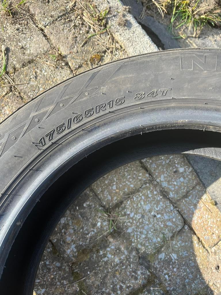 2 pneu 175/65R15 hivers 8mm, Ophalen, Zo goed als nieuw