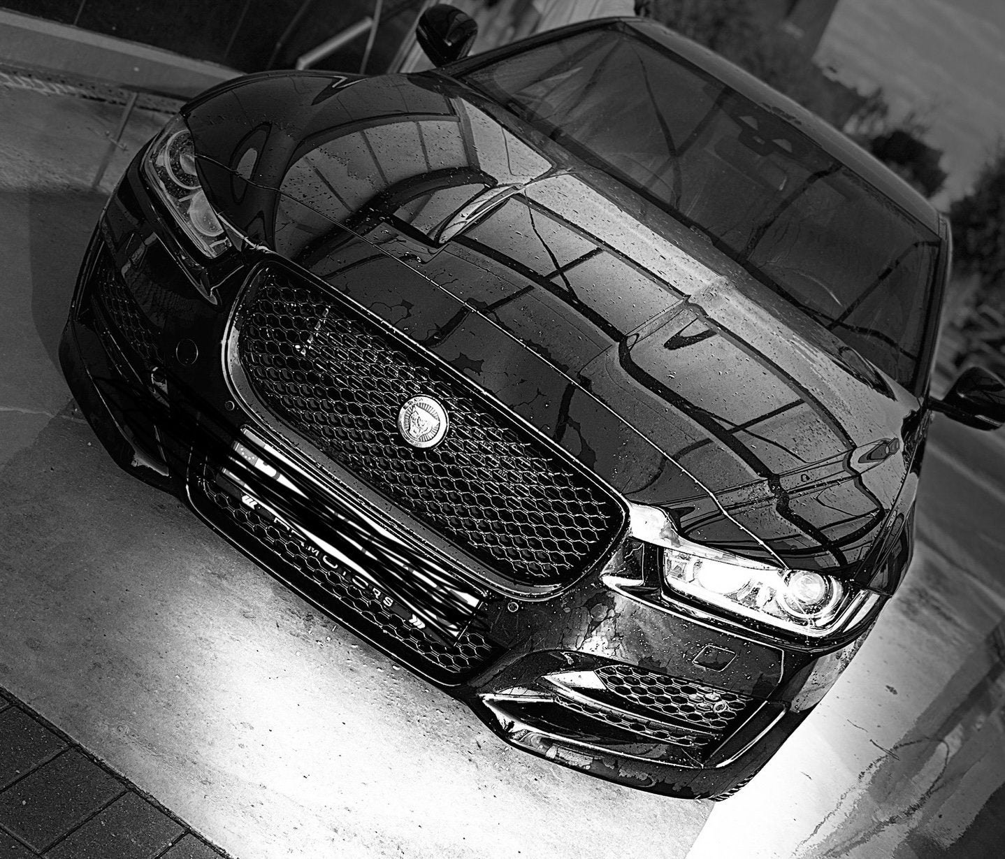 Jaguar xe r sport awd diesel 180pk, Automaat, Zwart, Leder, Particulier