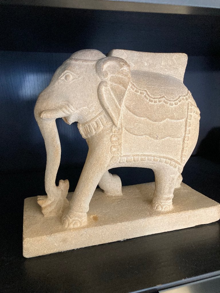 Zandsteen olifant, Antiek en Kunst, Ophalen
