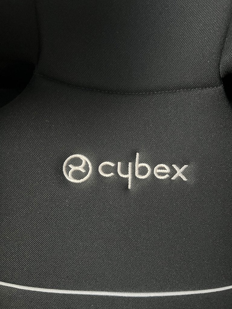 Autostoel 2/3 (1 of 2 stuks) Cybex Silver Solution M-fix SL, Autogordel of Isofix, 15 t/m 36 kg, Zo goed als nieuw, Afneembare rugleuning