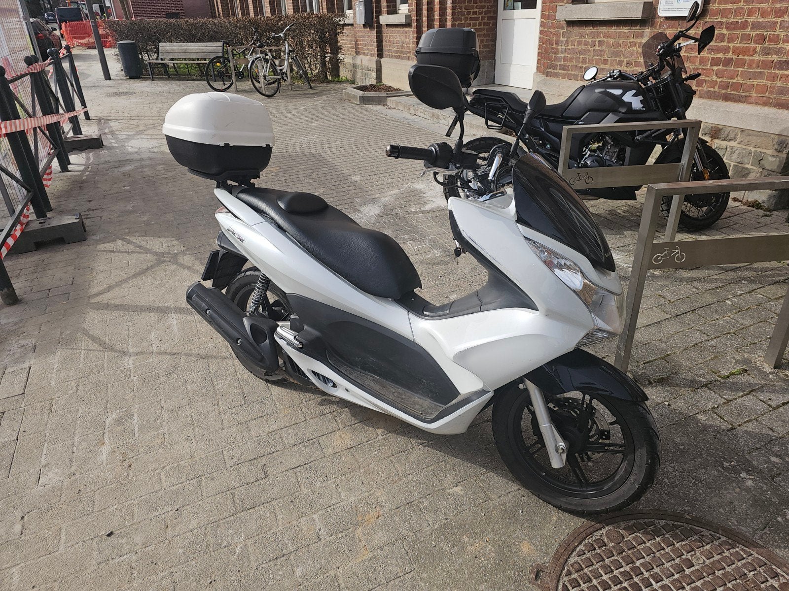 HONDA PCX 125 cc, Motos, Scooter, Jusqu'à 11 kW, Particulier