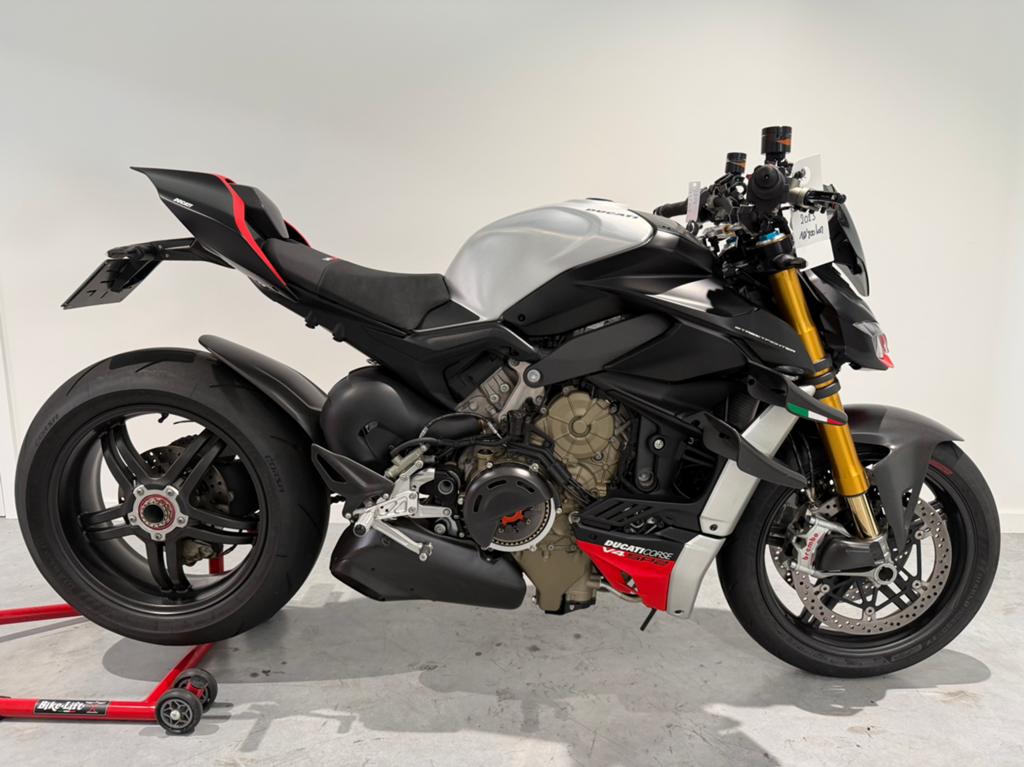 Ducati Streetfighter V4 SP2 €27.500euro, Bedrijf
