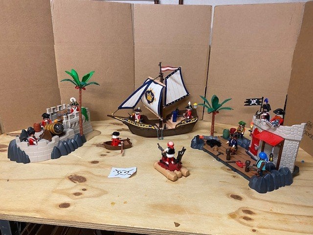Playmobil Pirates avec navire et forteresse, Enlèvement