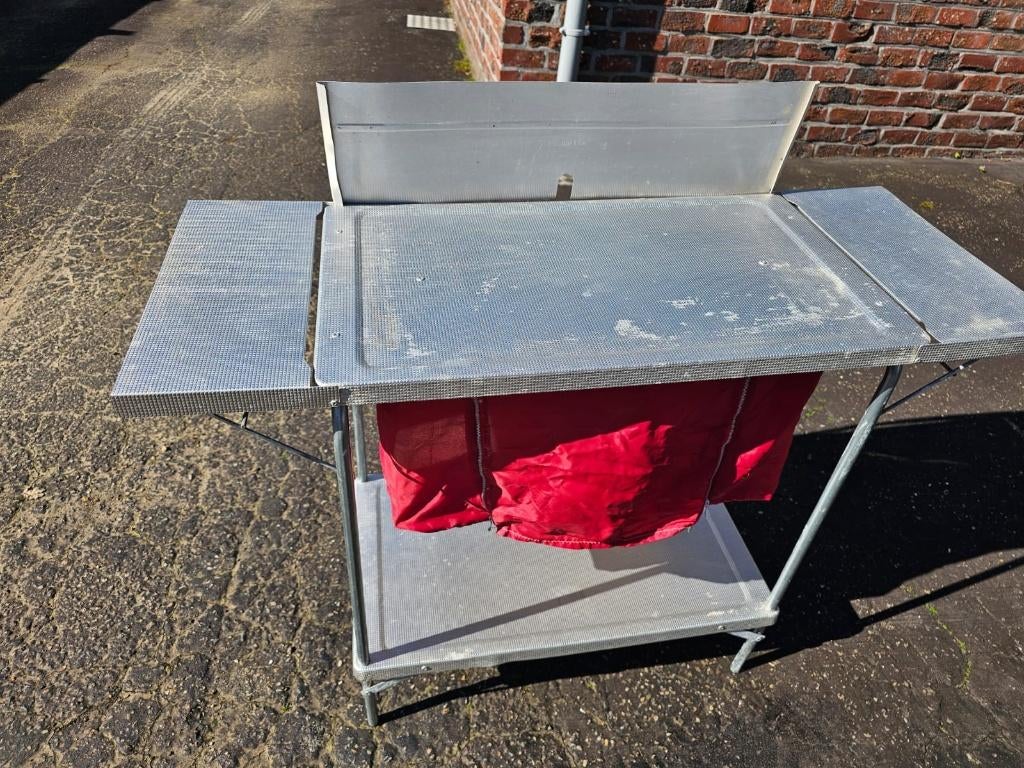 Campingtafel, Caravans en Kamperen, Kampeermeubelen, Ophalen, Gebruikt, Campingtafel