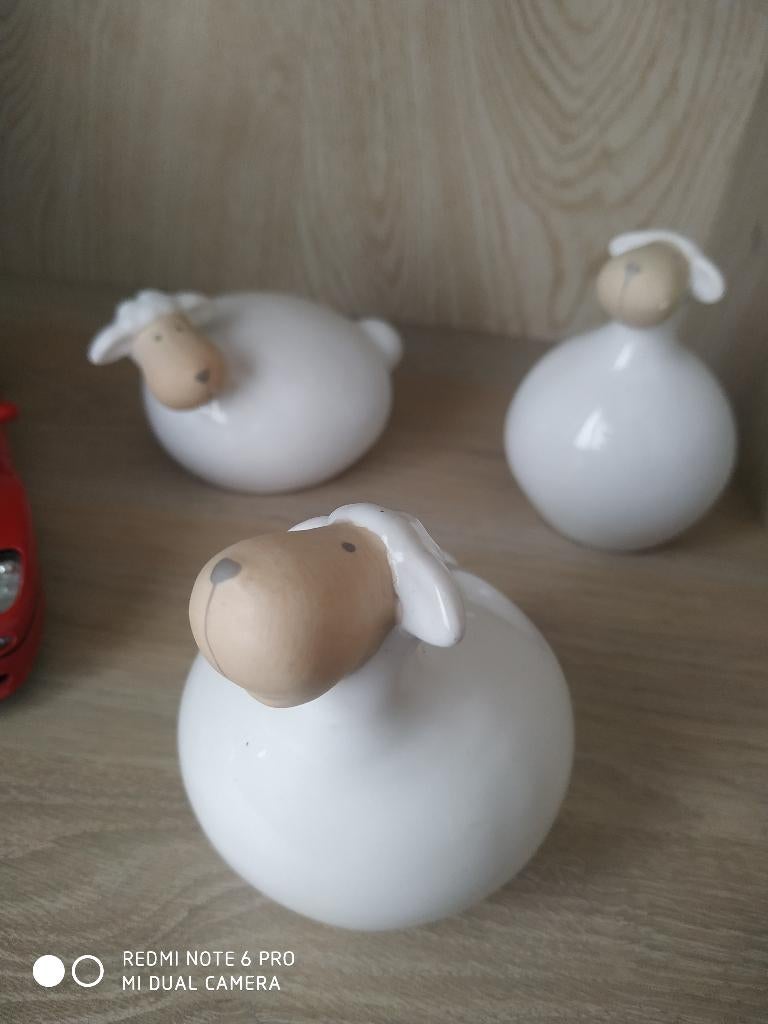Cherche mouton jline moyen voir photo, Ophalen, Zo goed als nieuw
