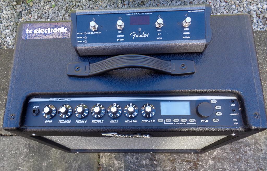 fender mustang III 100 watt ruilen ?, Musique & Instruments, Amplis | Basse & Guitare, Enlèvement, Utilisé, Guitare, 50 à 100 watts