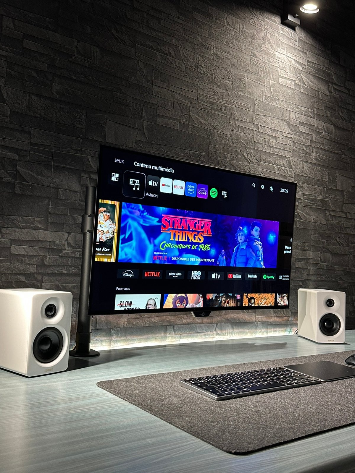 Moniteur oled xg32ucwg, Computers en Software, Gaming, DisplayPort, Ophalen of Verzenden, 201 Hz of meer
