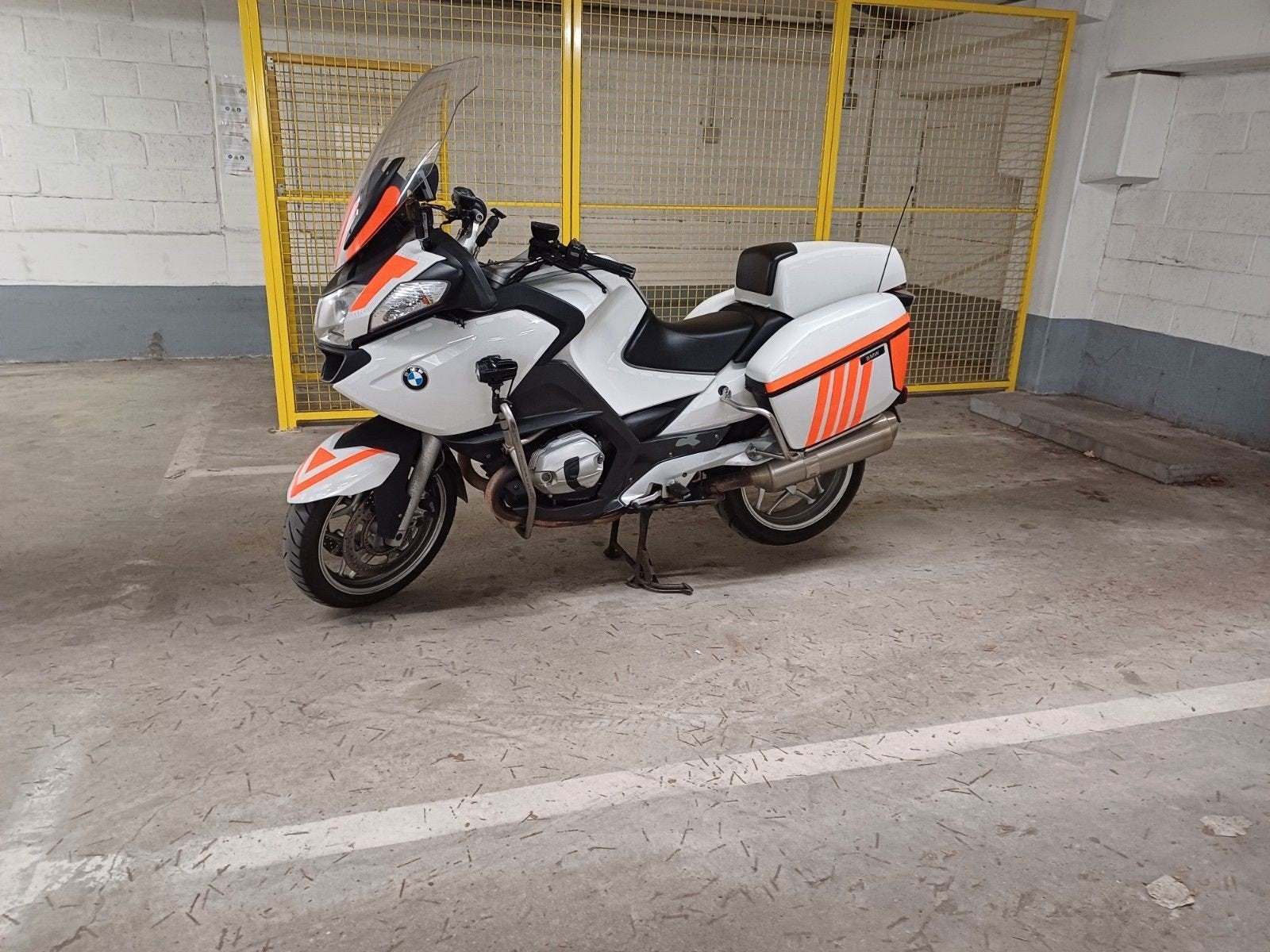 BMW RT-P, Motos, Enlèvement