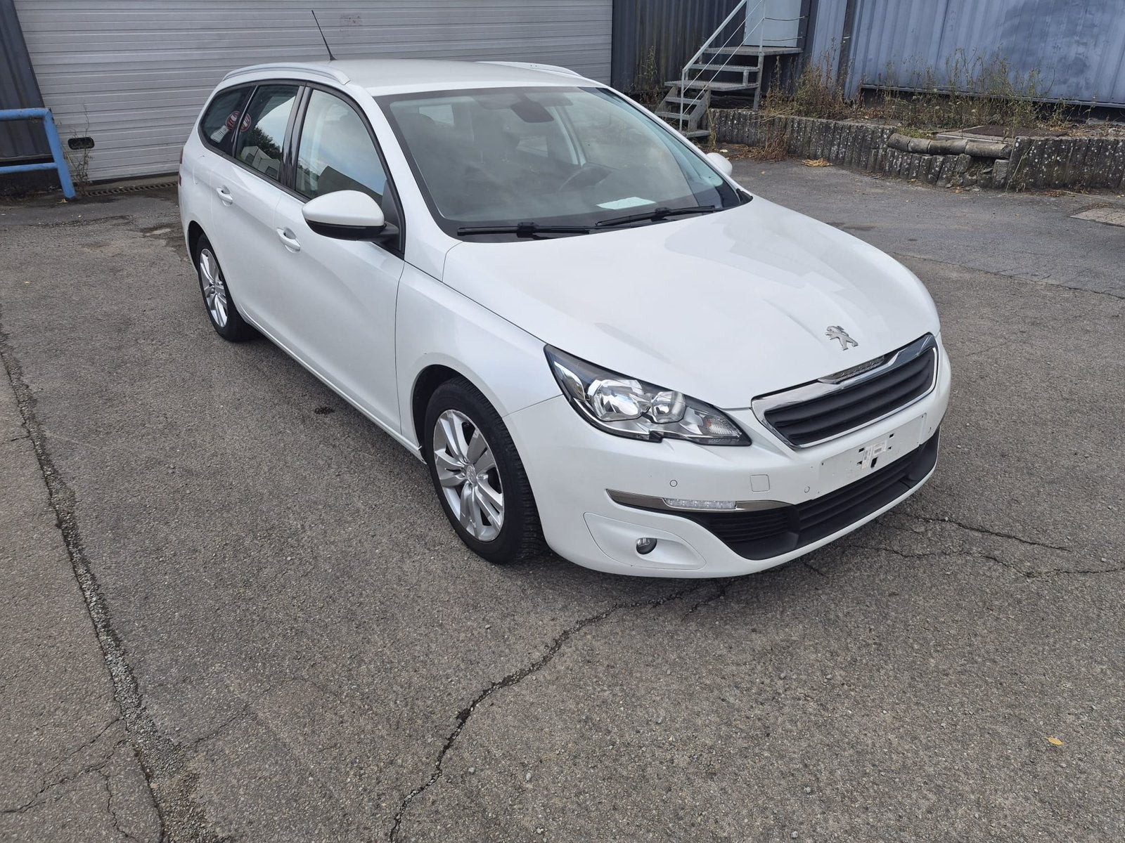Peugeot 308 1,6hdi airco gps euro5b 2013 controle ok, Euro 5, Achat, Entreprise, Boîte manuelle