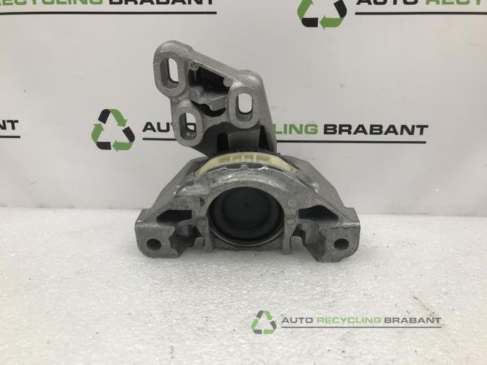 Support moteur d'un Mercedes A-Klasse, -, 3 mois de garantie, Utilisé, -
