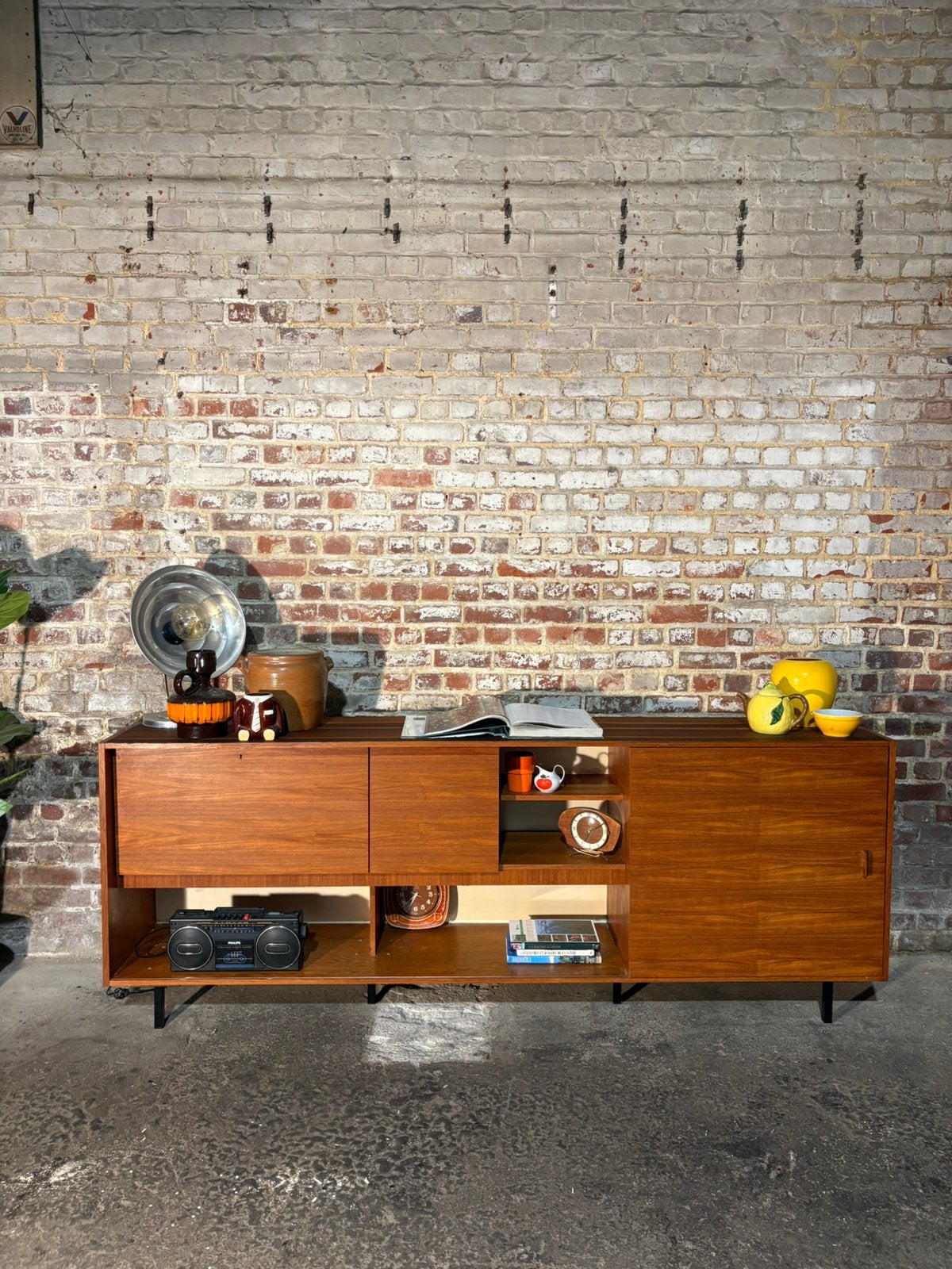 Dressoir/dressoir 2m40 vintage Scandinavisch teak midcentury, Huis en Inrichting, Kasten | Dressoirs, Ophalen, Zo goed als nieuw