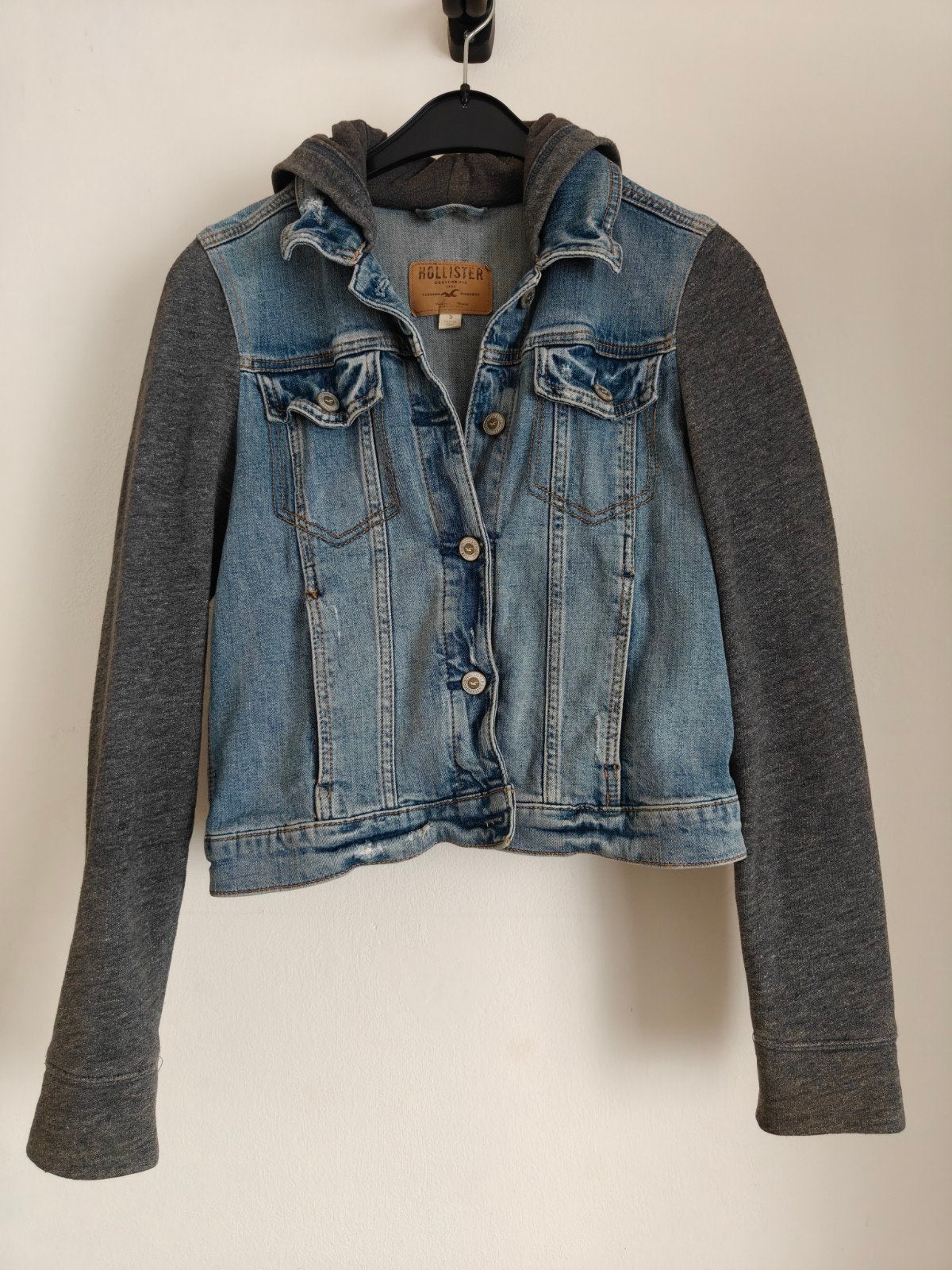 Hollister jeans jasje small, Ophalen of Verzenden, Zo goed als nieuw, Jasje, Maat 36 (S)