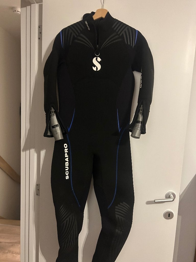 SCUBAPRO DEFINITION 7mm, Watersport en Boten, Ophalen, Zo goed als nieuw, Duikpak
