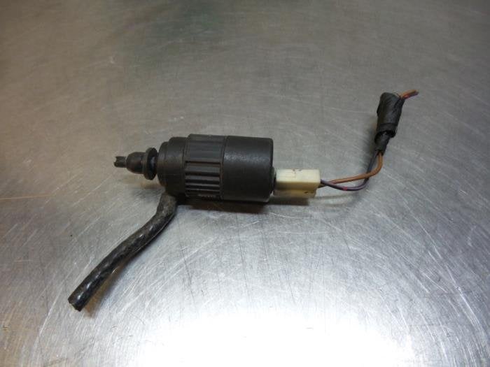 Pompe lave-glace avant d'un Mercedes Vito (Vito 96-), 3 mois de garantie, Utilisé, -, -