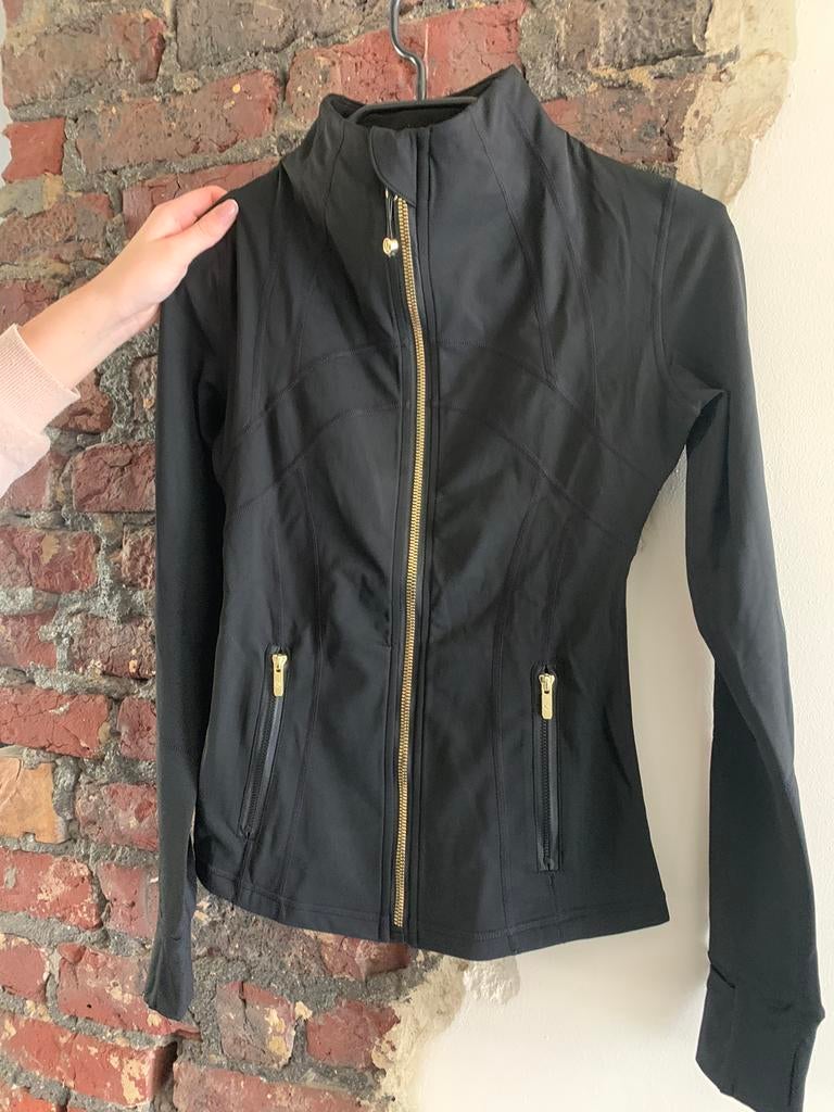 Zwarte set Lululemon maat XS, Verzenden, Zo goed als nieuw, Maat 34 (XS) of kleiner, Zwart