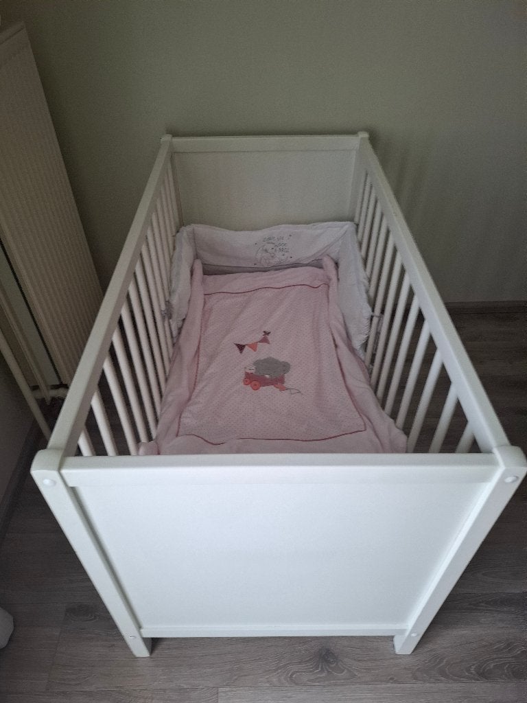 Baby/kinder bedje, Kinderen en Baby's, Ophalen, Gebruikt, Minder dan 140 cm, Matras