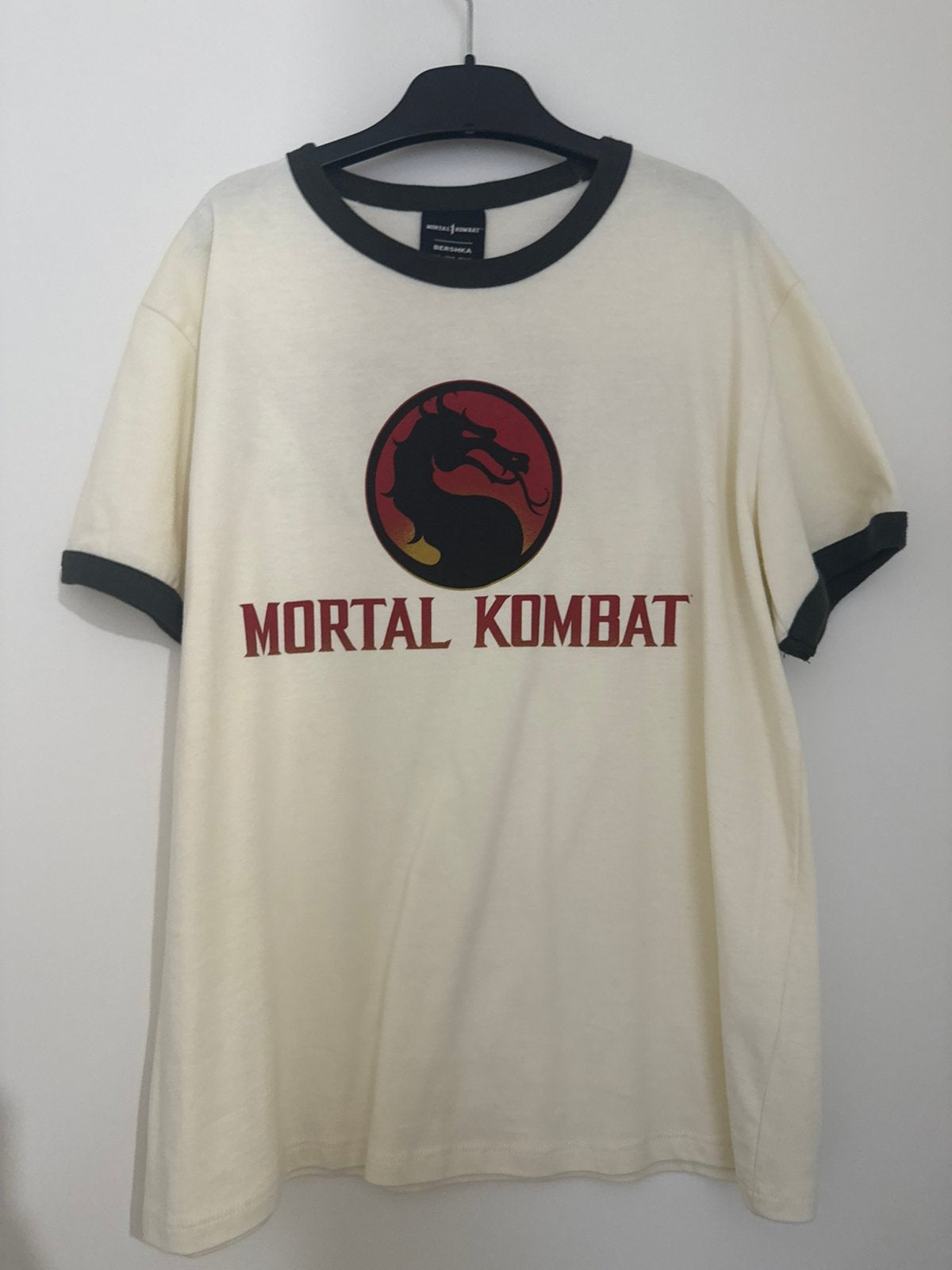 Tshirt bershka, Ophalen of Verzenden, Zo goed als nieuw