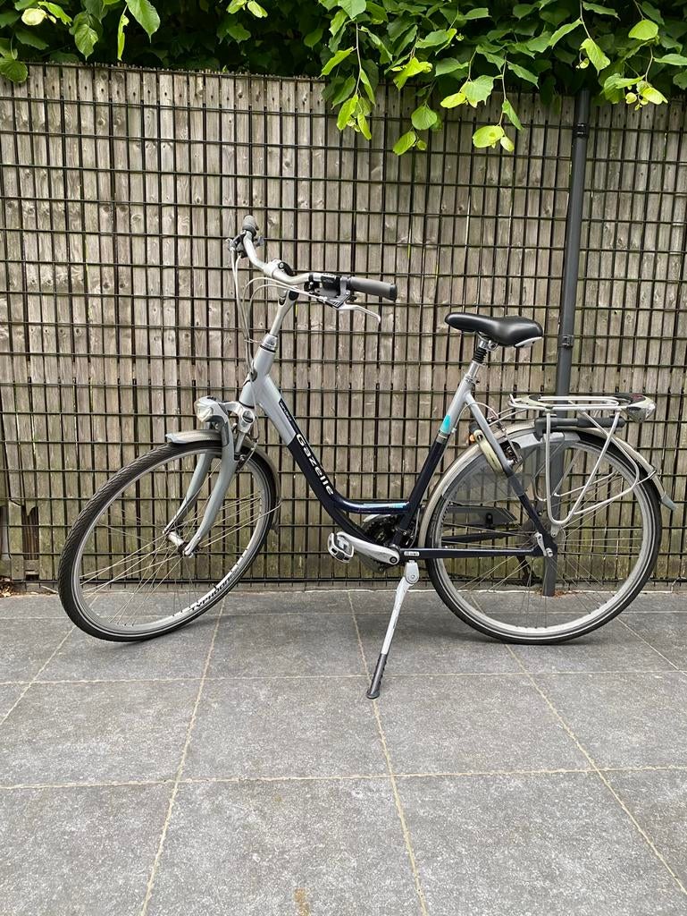 Mooie damesfiets gazelle, Ophalen, Gebruikt, Velgrem, Versnellingen