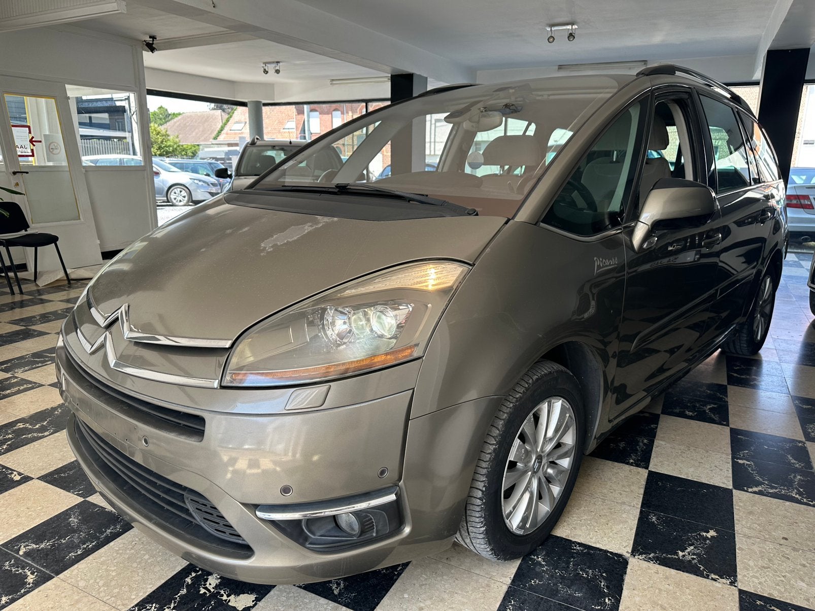 Citroen C4 Picasso 2.0 HDi Exclusive Auto 7Places, Auto's, Citroën, Beige, 4 cilinders, Bedrijf, Diesel