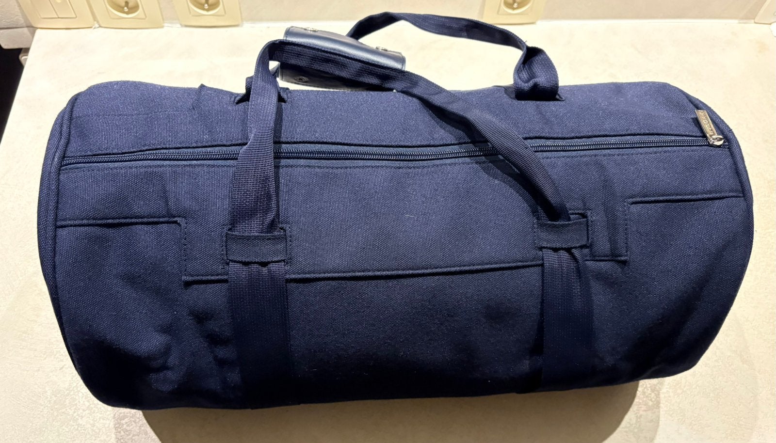 Bulgari reistas/duffle bag weekendtas, Bijoux, Sacs & Beauté, Sacs | Sacs de voyage & Petits Sacs de voyage, Enlèvement, Comme neuf