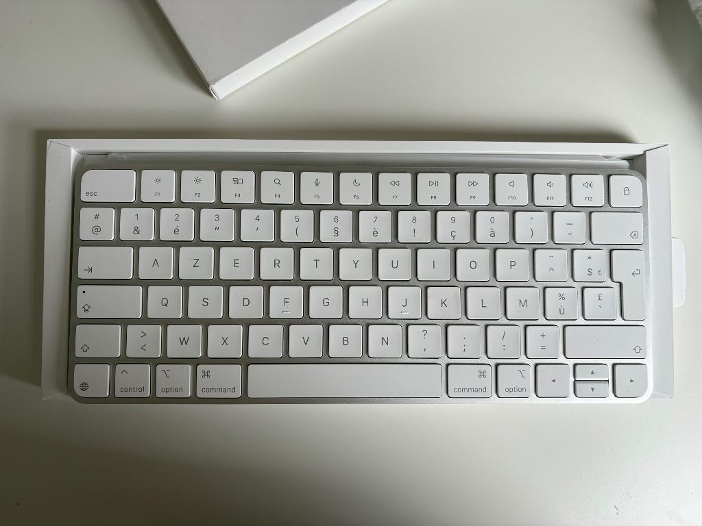 Magic Keyboard apple, Ophalen of Verzenden, Zo goed als nieuw