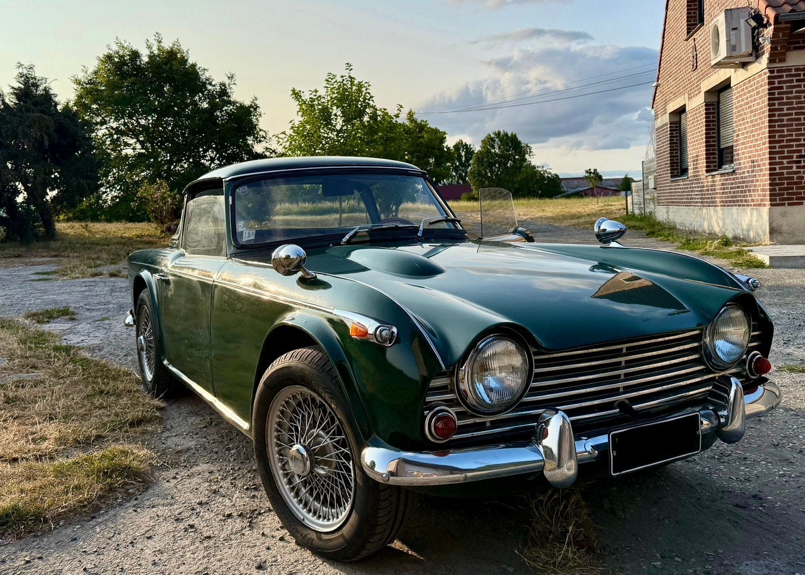 TRIUMPH TR4 IRS 2.2 de 1965, Autos, Oldtimers & Ancêtres, Particulier, Triumph, Cabriolet, Enlèvement