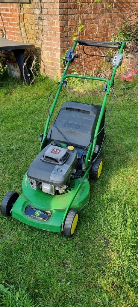 Tondeuse à gazon, auto-tracteur, professionnelle, très bon é, Enlèvement ou Envoi