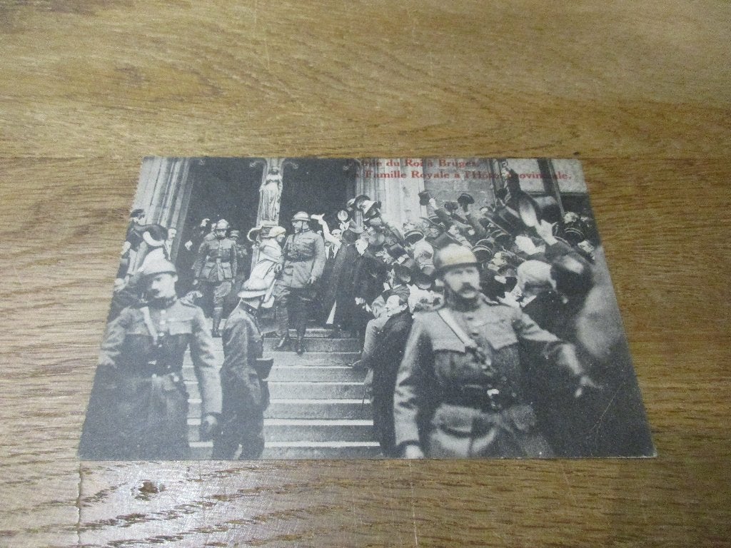 POSTKAART BRUGGE ENTREE DU ROI A BRUGES FAMILLE ROYALE 1920?, Verzamelen, Verzenden, 1920 tot 1940, Gelopen, West-Vlaanderen