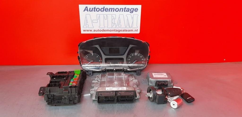 CALCULATEUR MOTEUR ECU Ford Transit (1819788), Utilisé, Ford