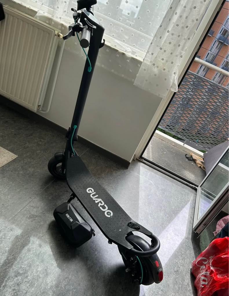 E-Step Guardo, Fietsen en Brommers, Steps, Ophalen, Zo goed als nieuw, Elektrische step (E-scooter)
