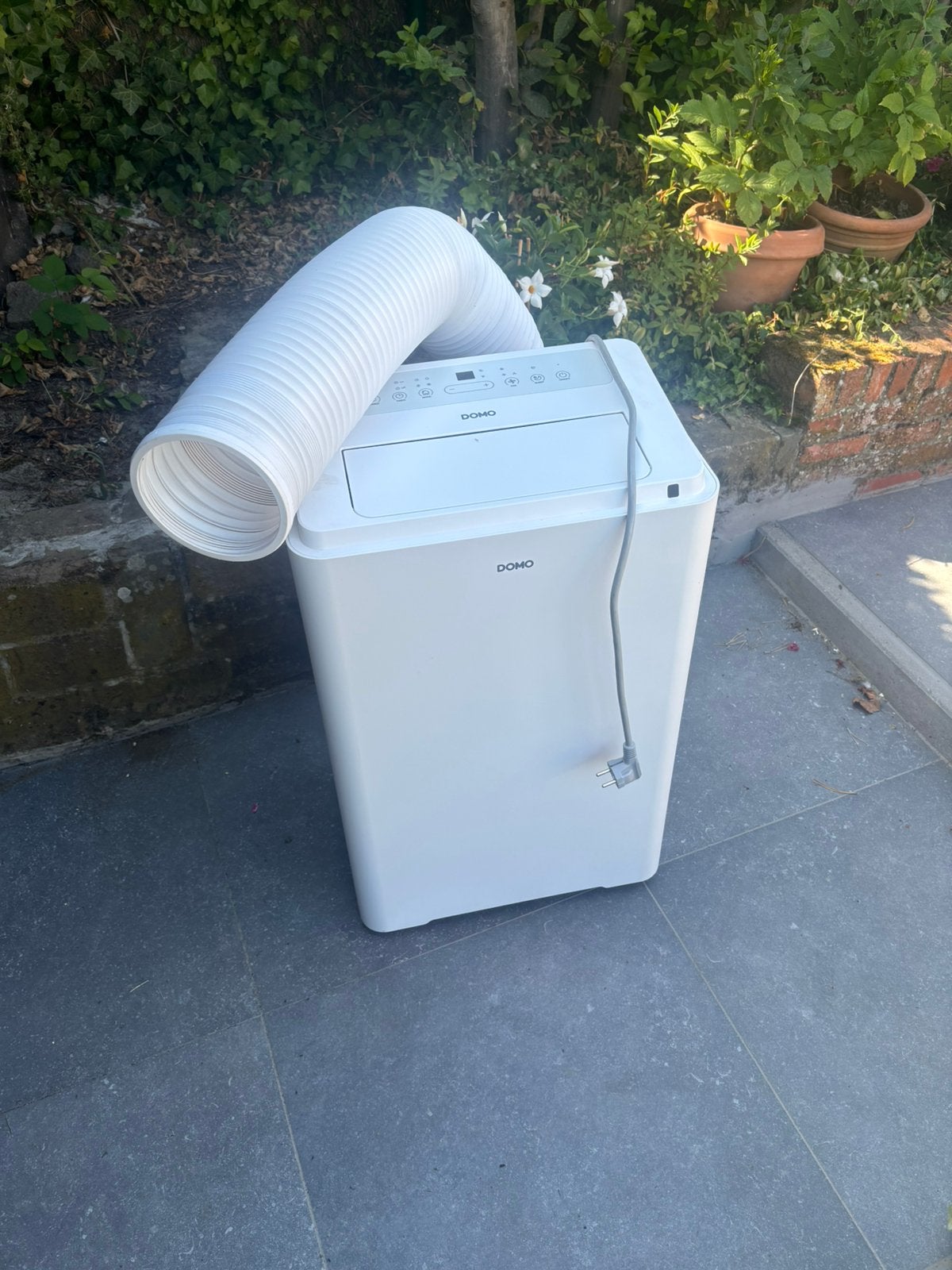 DOMO Mobiele airco voor ruimtes tot 46m² - 14.000 BTU, Elektronische apparatuur, Airco's, Ophalen, Zo goed als nieuw, Mobiele airco