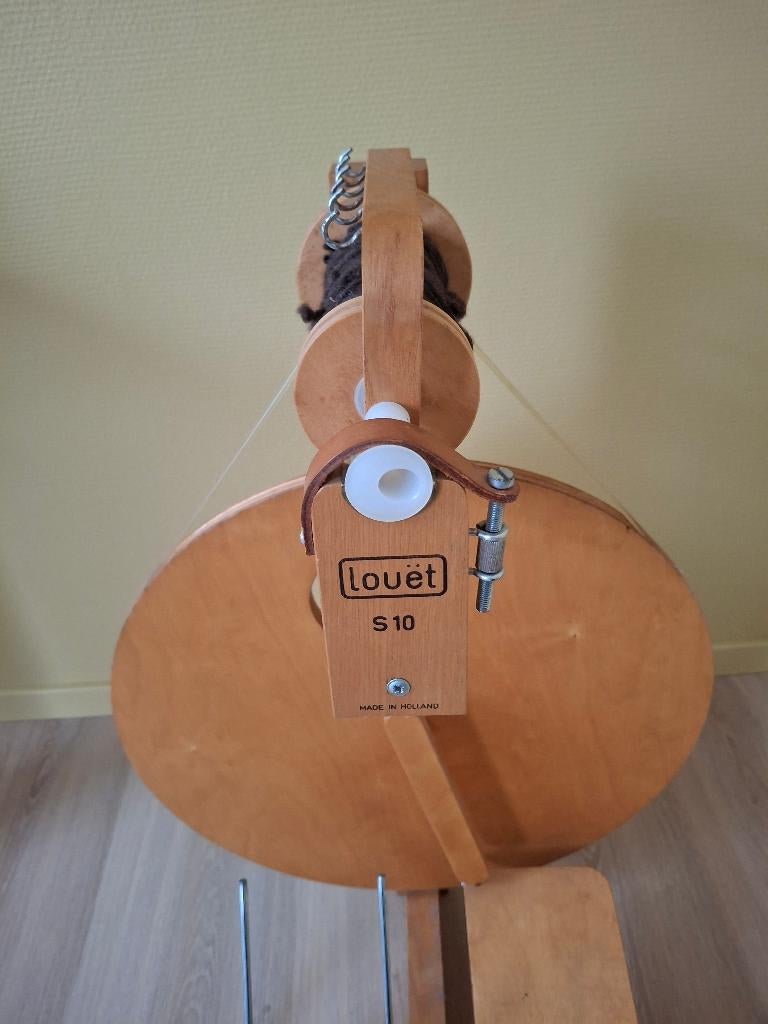 Spinnewiel Louet S10, Hobby en Vrije tijd, Ophalen, Gebruikt, Spinnewiel