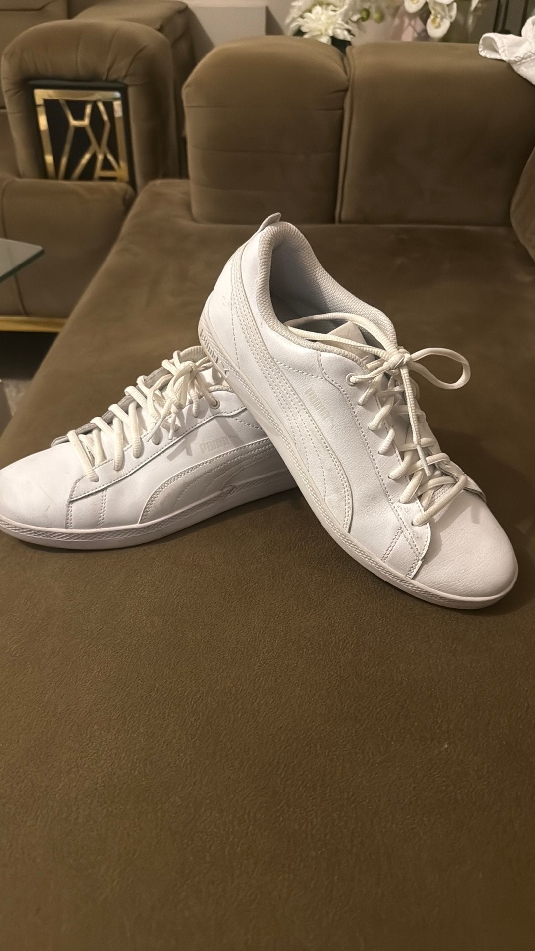 Sneakers Puma taille 42 - blanches - comme neuves, Sports & Fitness, Enlèvement, Comme neuf, Chaussures