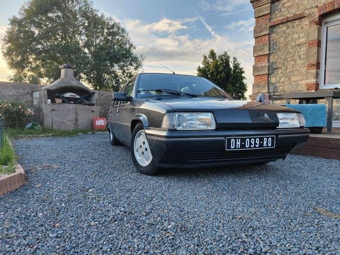 OKKASIEWISSELSTUKKEN T.K, Mini, Enlèvement, Utilisé, Capot moteur