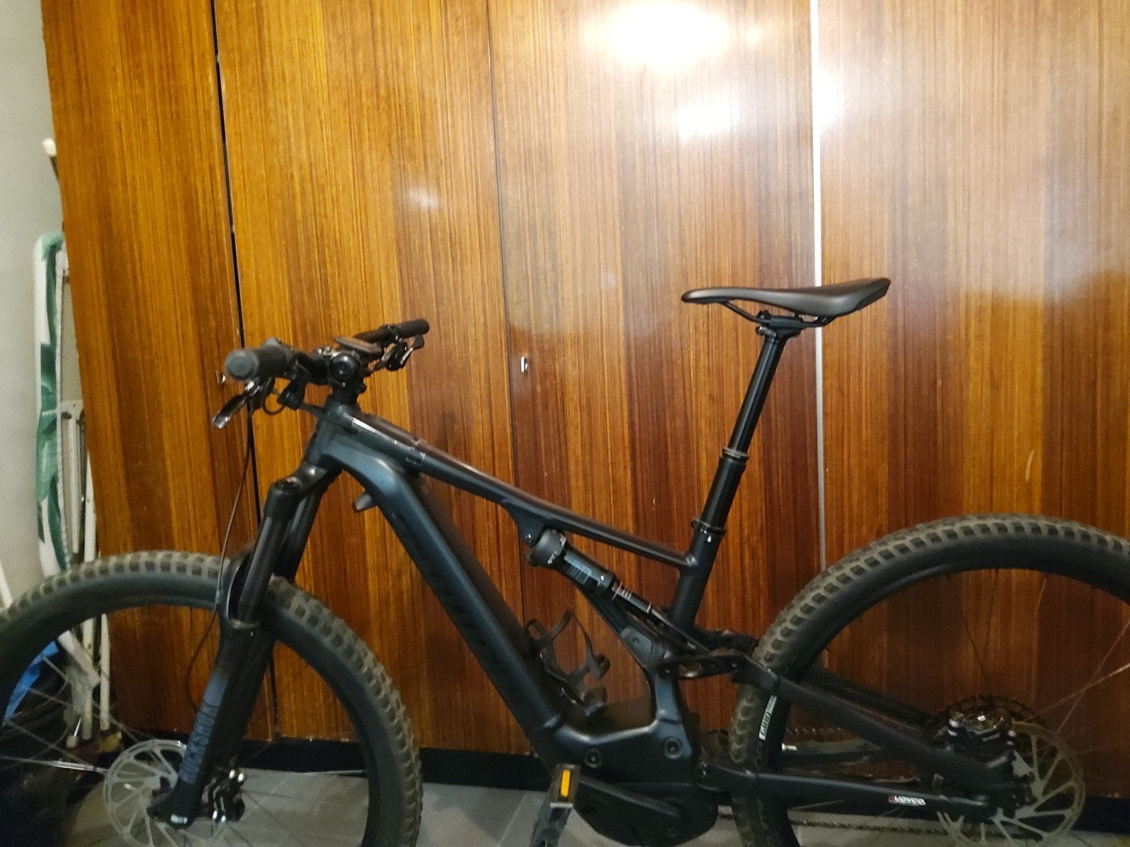 E-MTB SPECIALIZED TURBO LEVO 2021, Ophalen, Gebruikt, Minder dan 30 km per accu, Overige merken