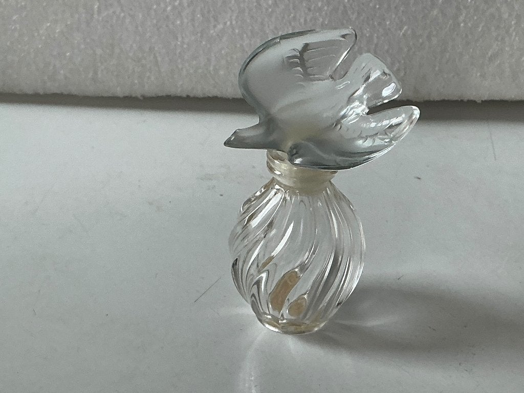 Flacon Lalique vintage de parfum, Collections, Enlèvement ou Envoi, Comme neuf, Bouteille de parfum